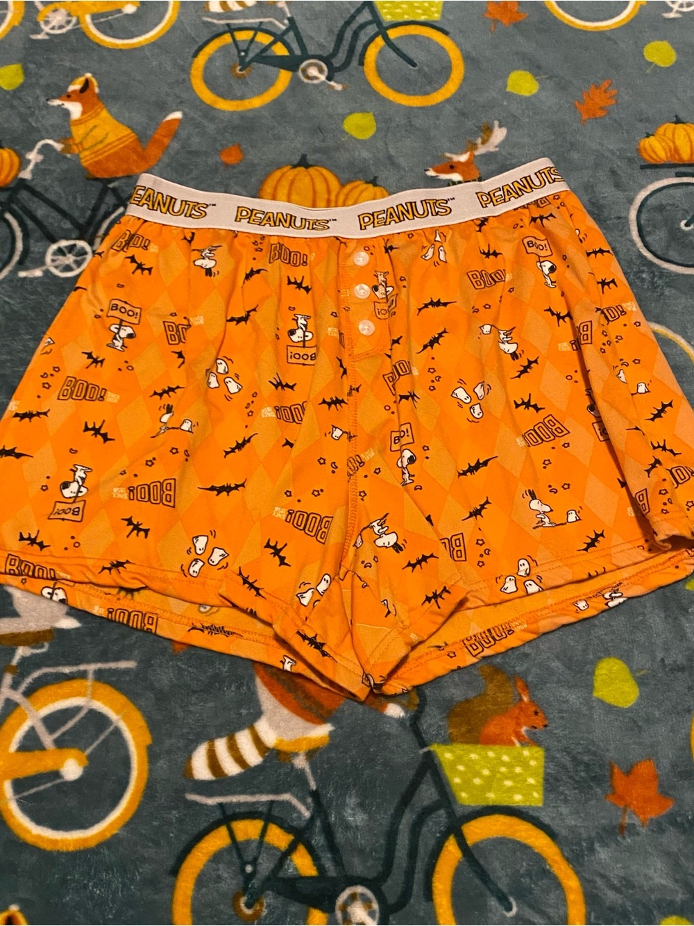 Snoopy Halloween Boo! Fleece Pajama Shorts Peanuts Black/Orange Women’s Large
